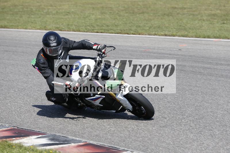 /45 10.08.2025 Plüss Moto Sport ADR/Einsteiger/585